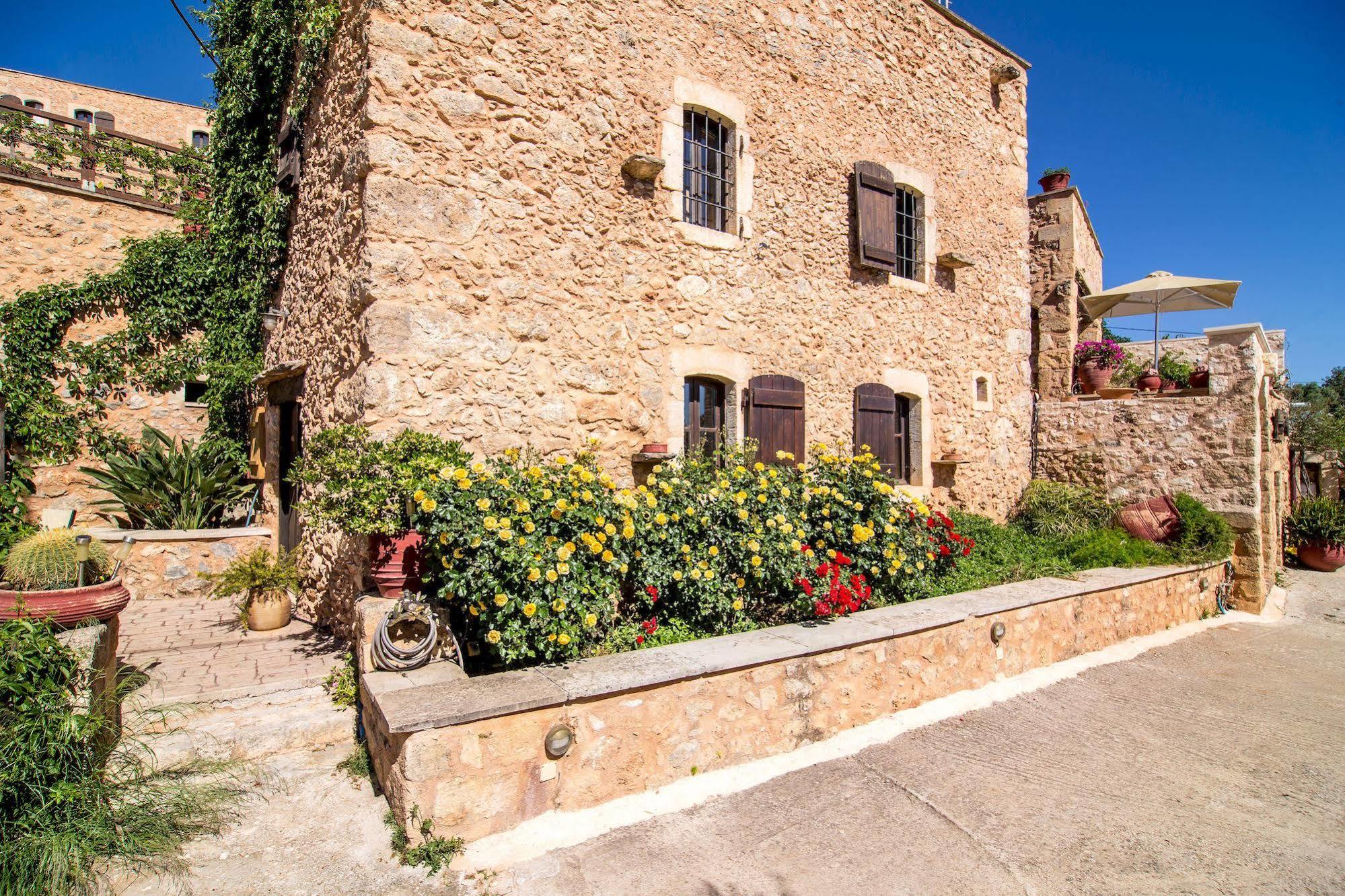 Traditional Aparthotel