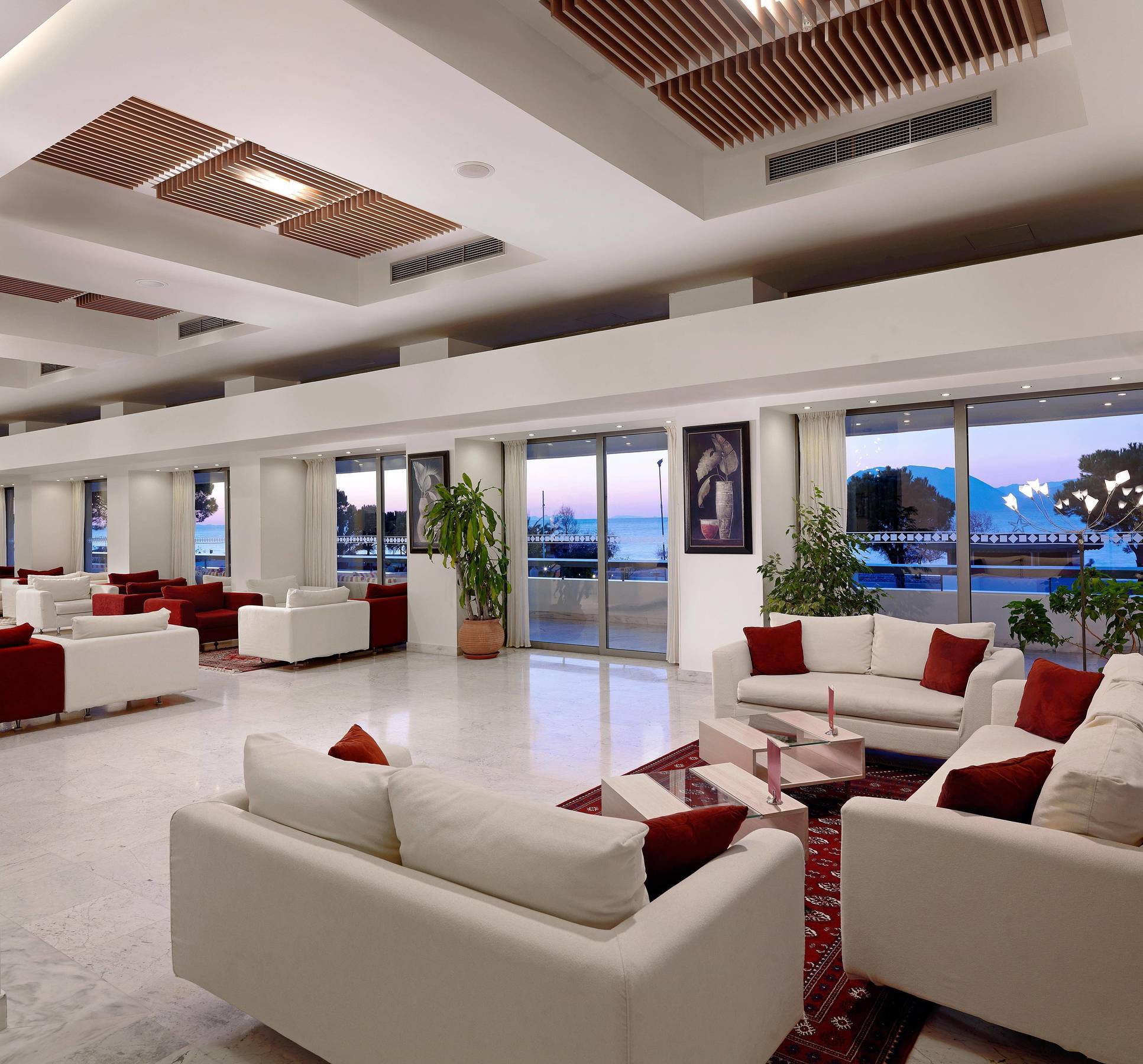 Hotel Airotel Achaia 4*