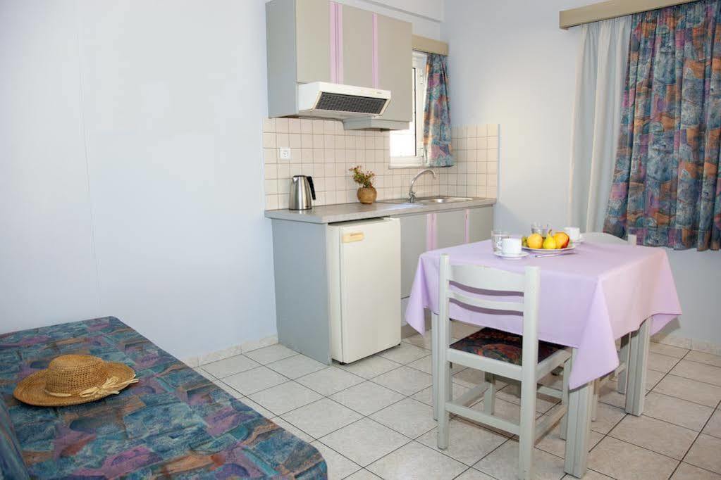 Aparthotel Ermis Platanias (Crete)