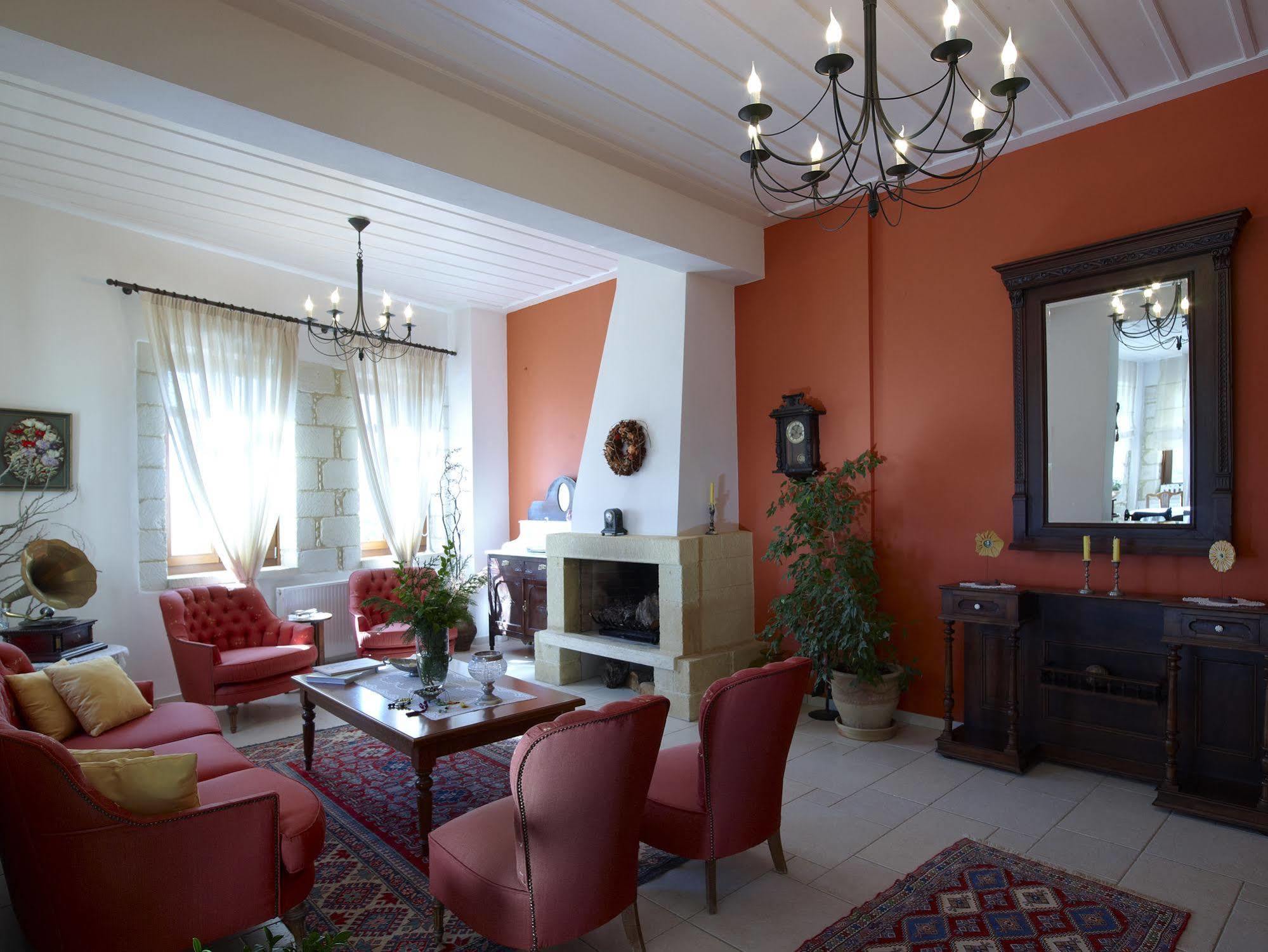 Katalagari Country Hotel 4*