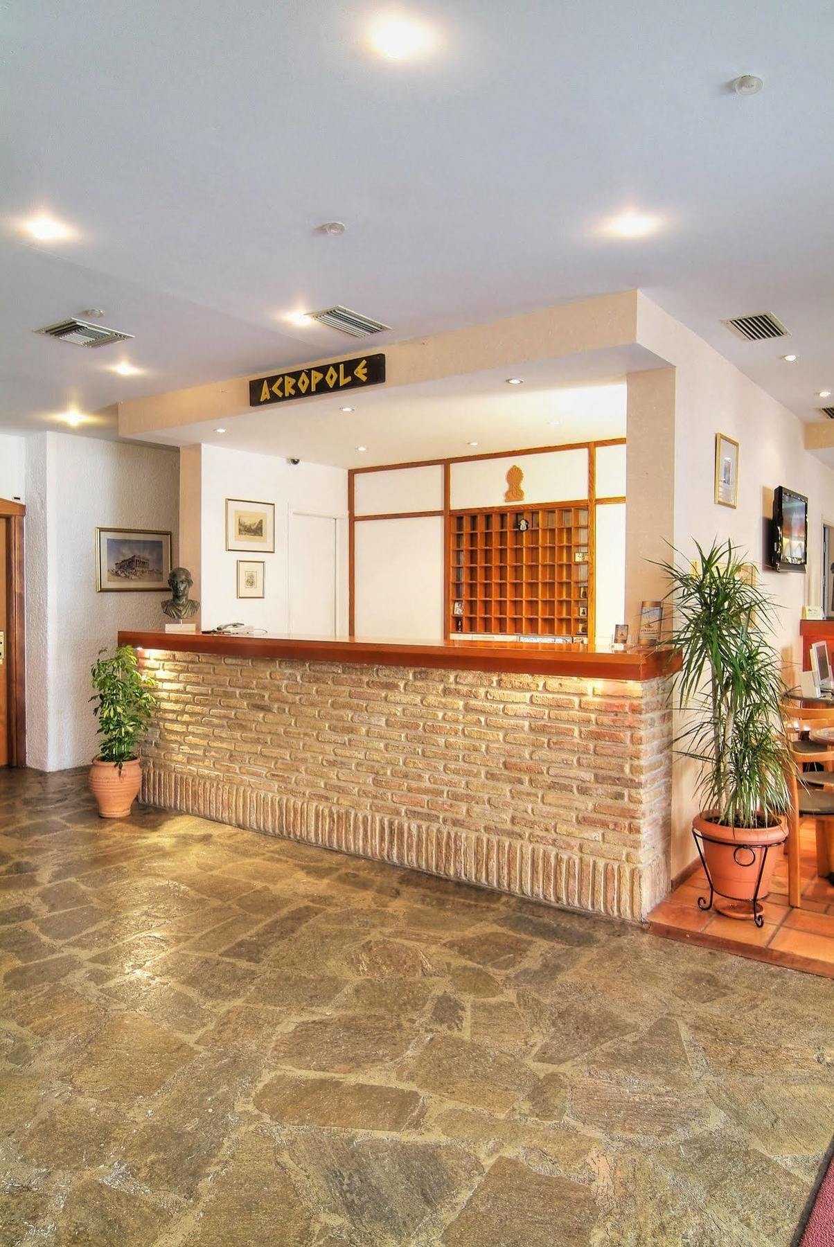 Hotel Acropole 3*
