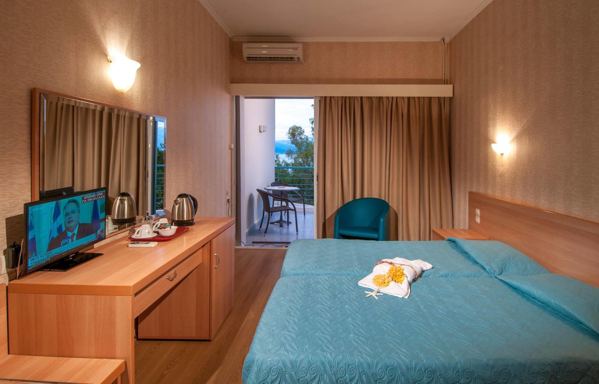 Florida Blue Bay & 4* Psathopyrgos