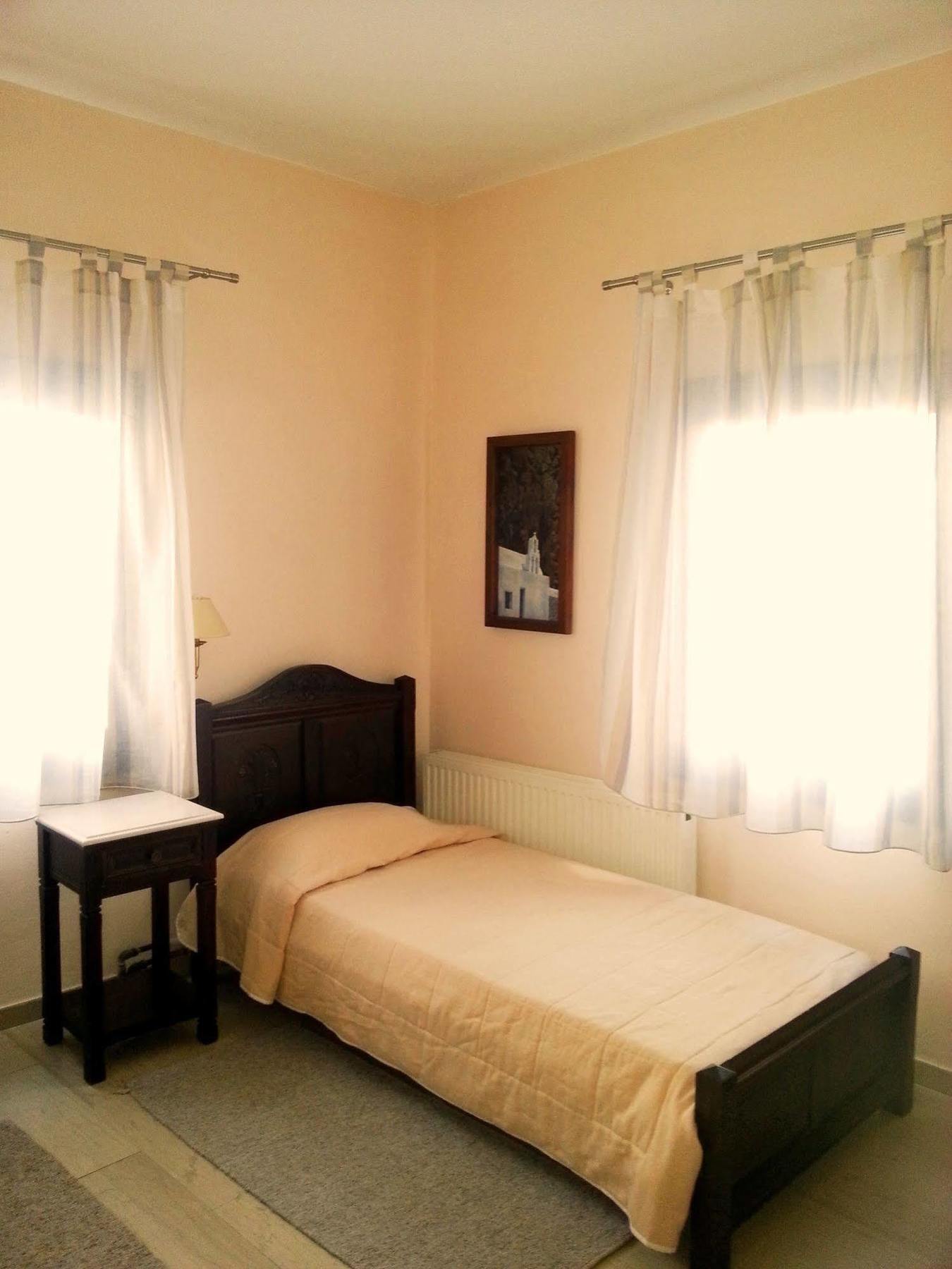 Pelican Hotel 2*