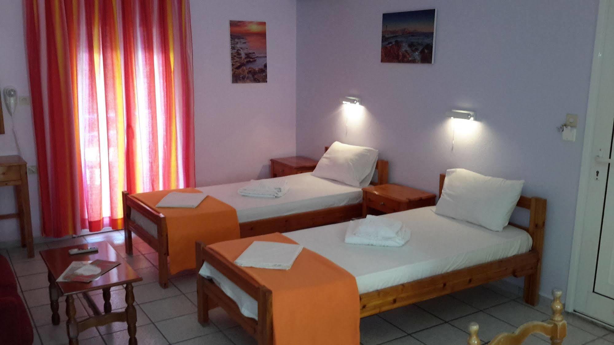 Elefteria Aparthotel