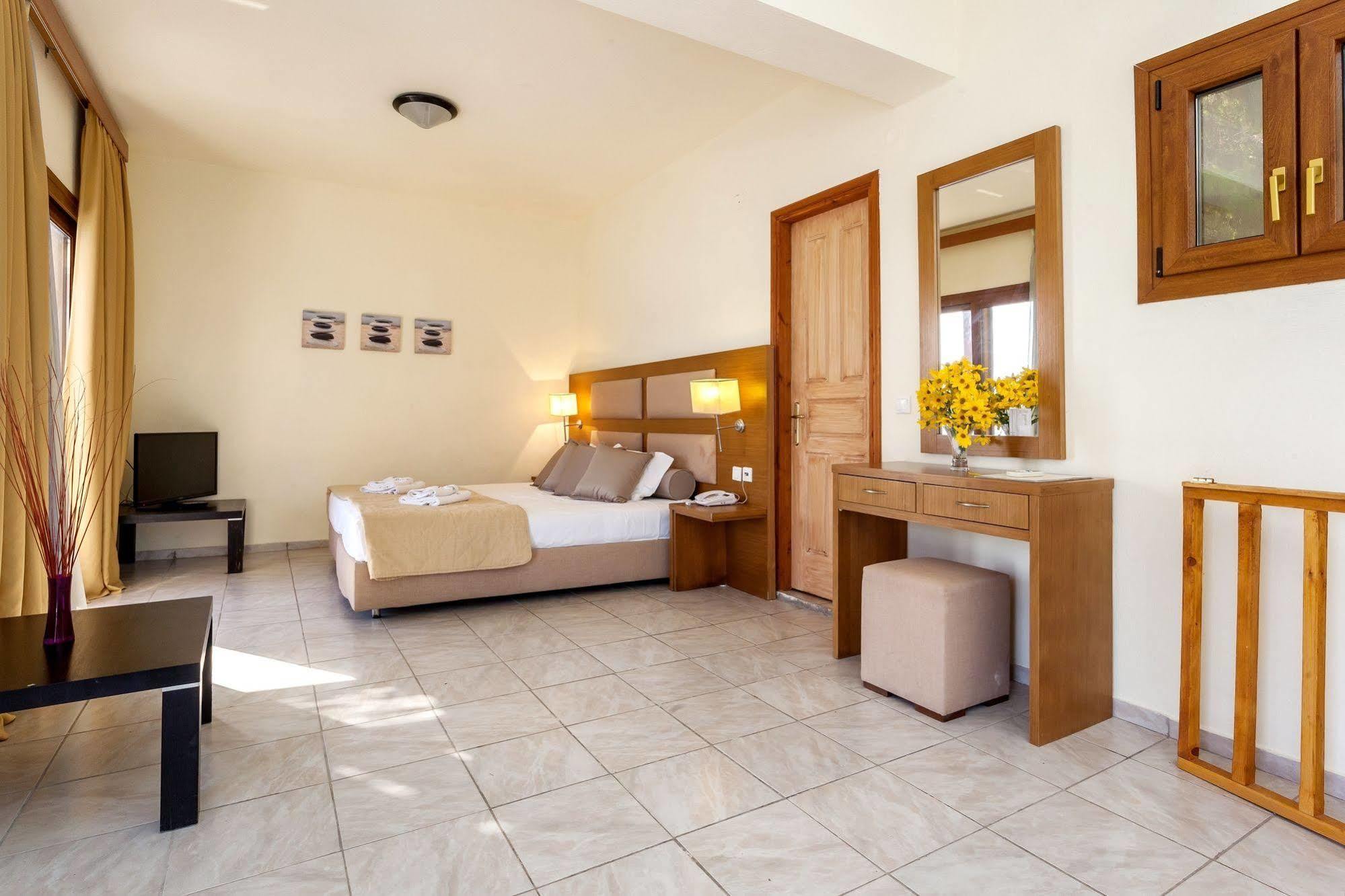 Blue Bay 3*
