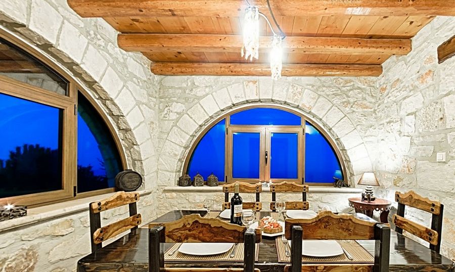 Poseidon Apartment *