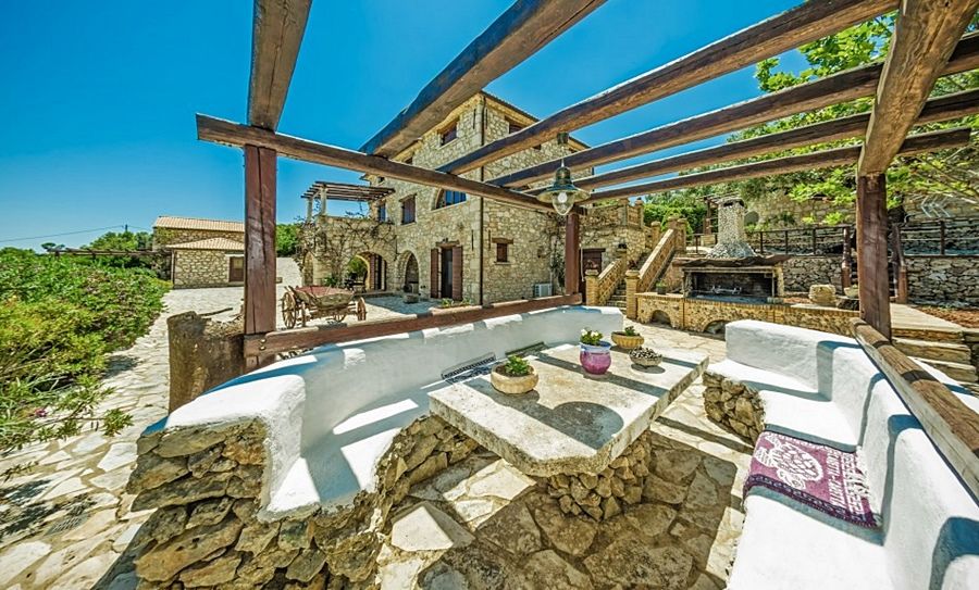 Poseidon Apartment