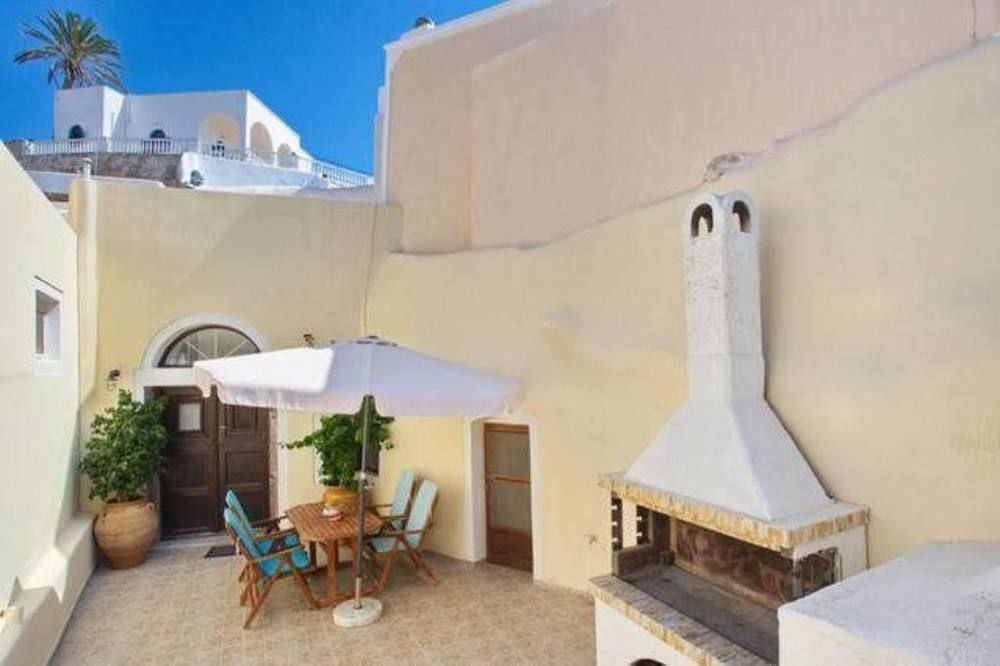 Iridanos Cave House Holiday home Megalochori (Santorini)
