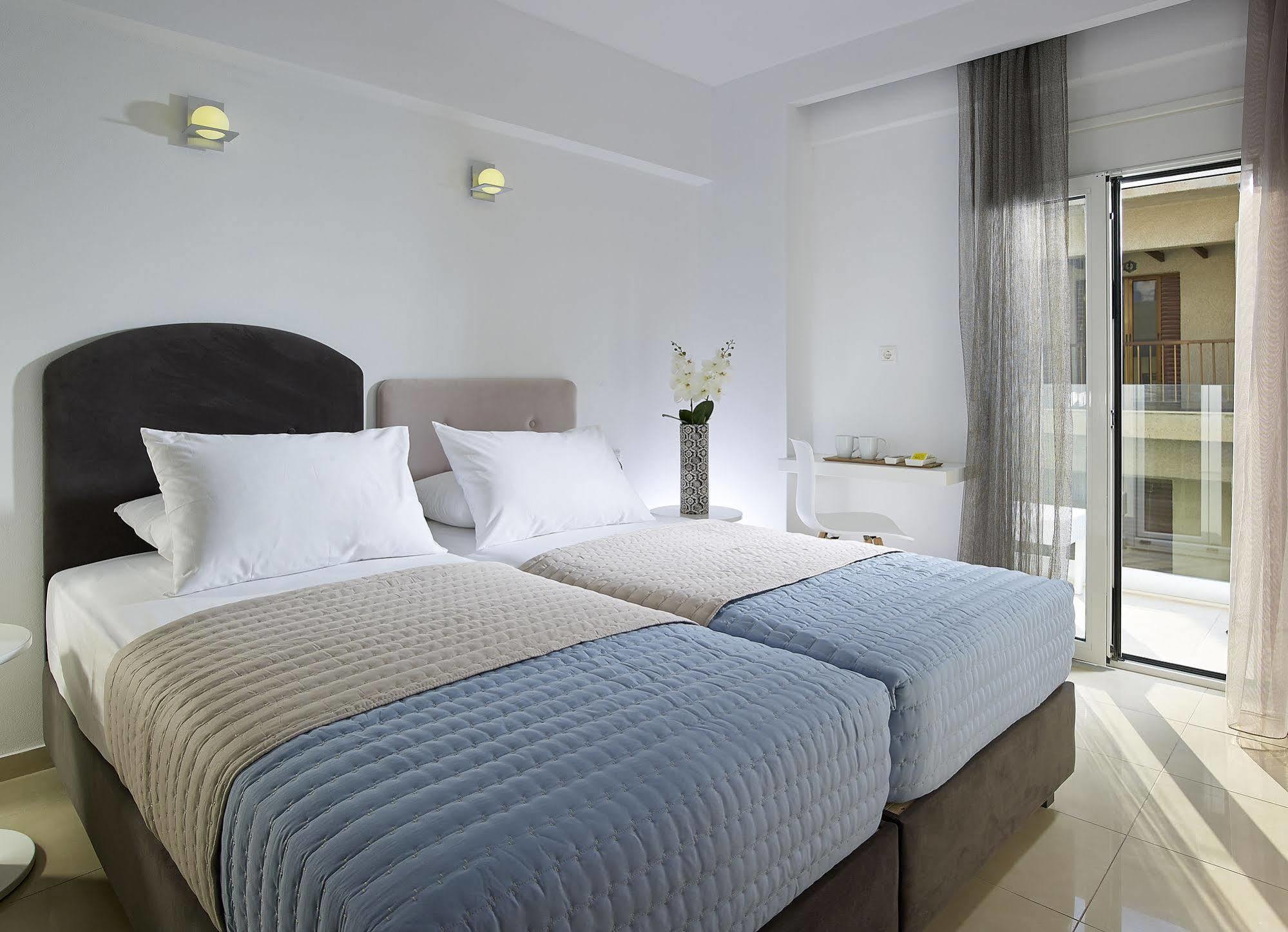 Hotel Coral Hotel 3*