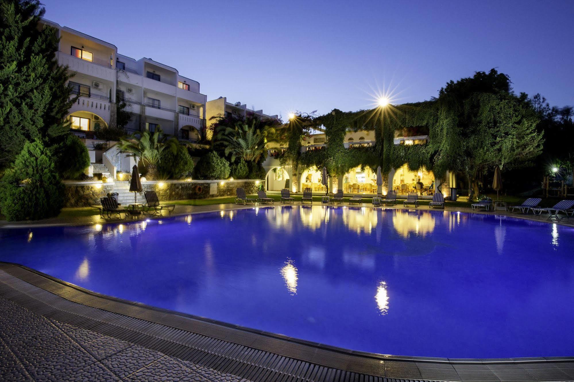 Ekaterini Aparthotel