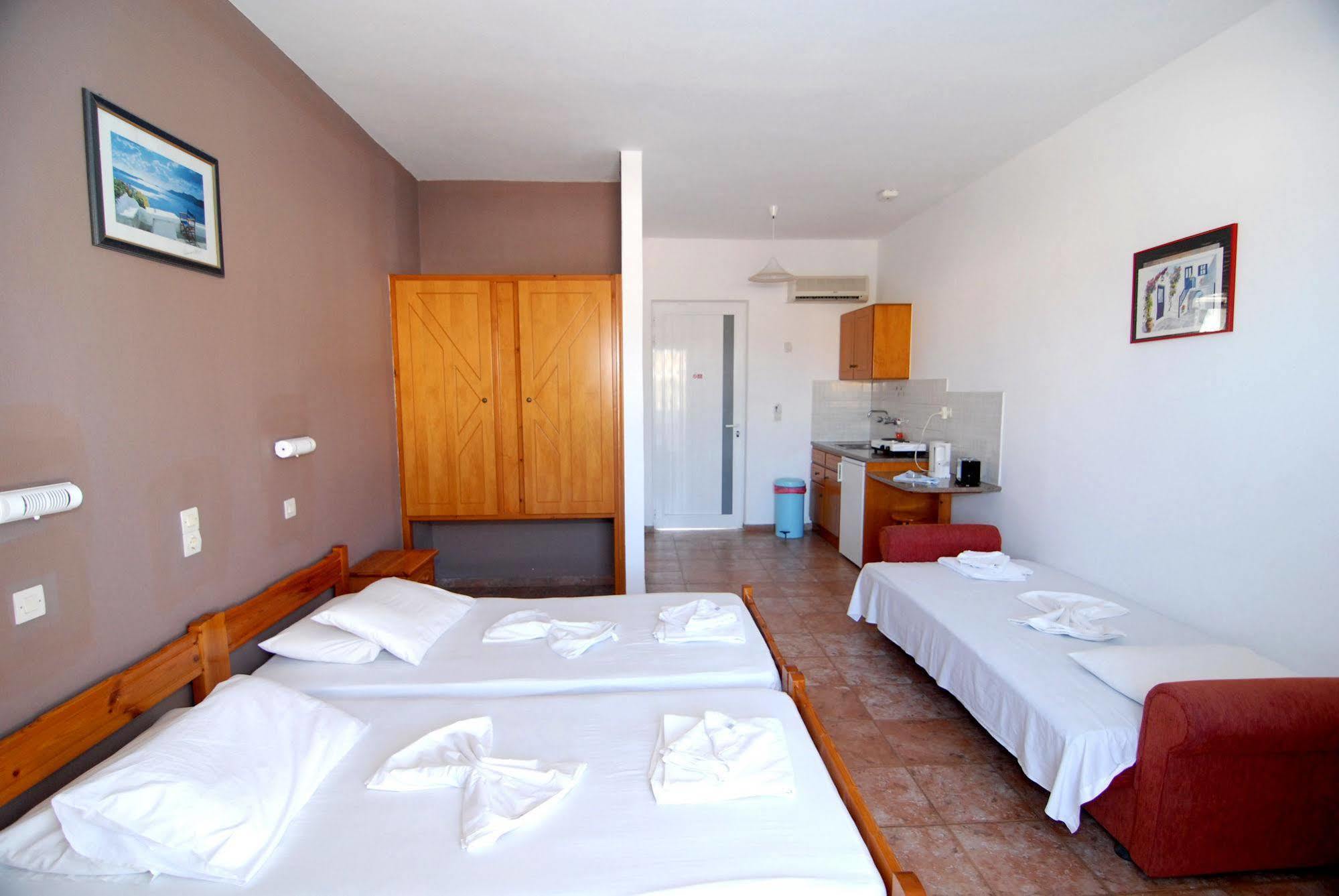 Hotel Popi 2*
