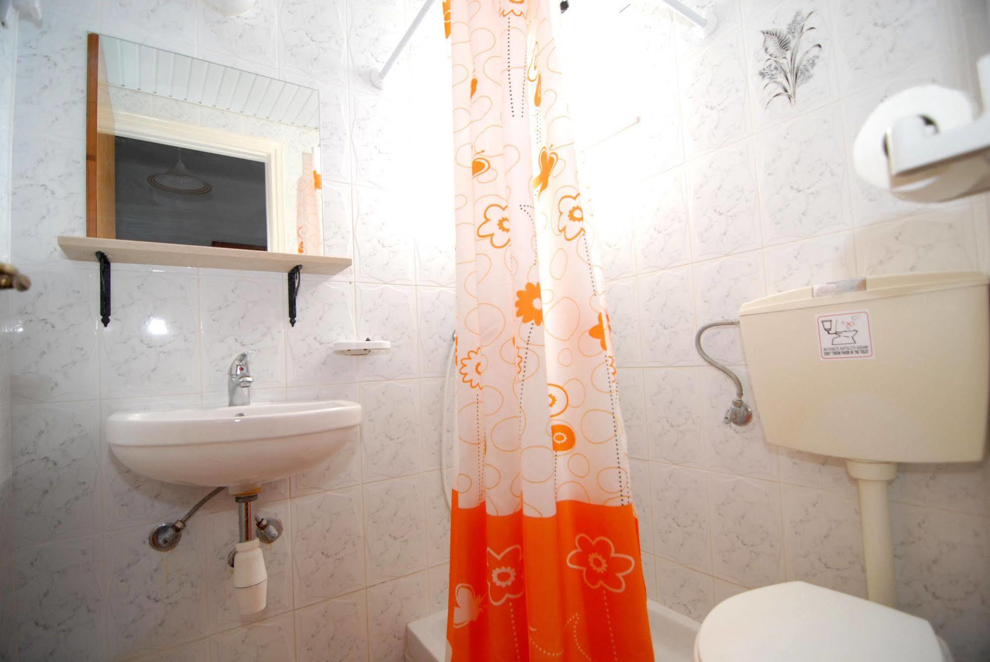 Hotel Popi