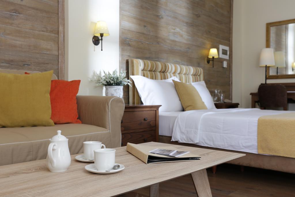 Gamila Rocks Mountain Hotel