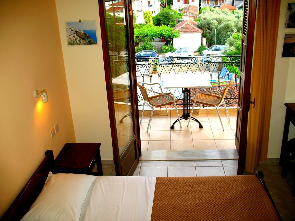 Aparthotel Pagaseon Rooms And Apartments *