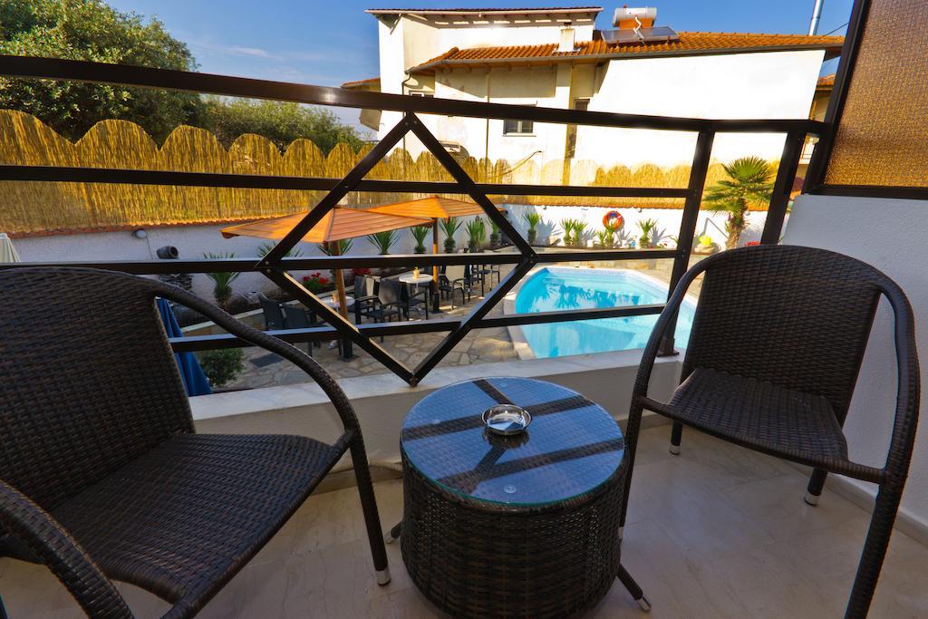 Pavlidis Hotel 2*
