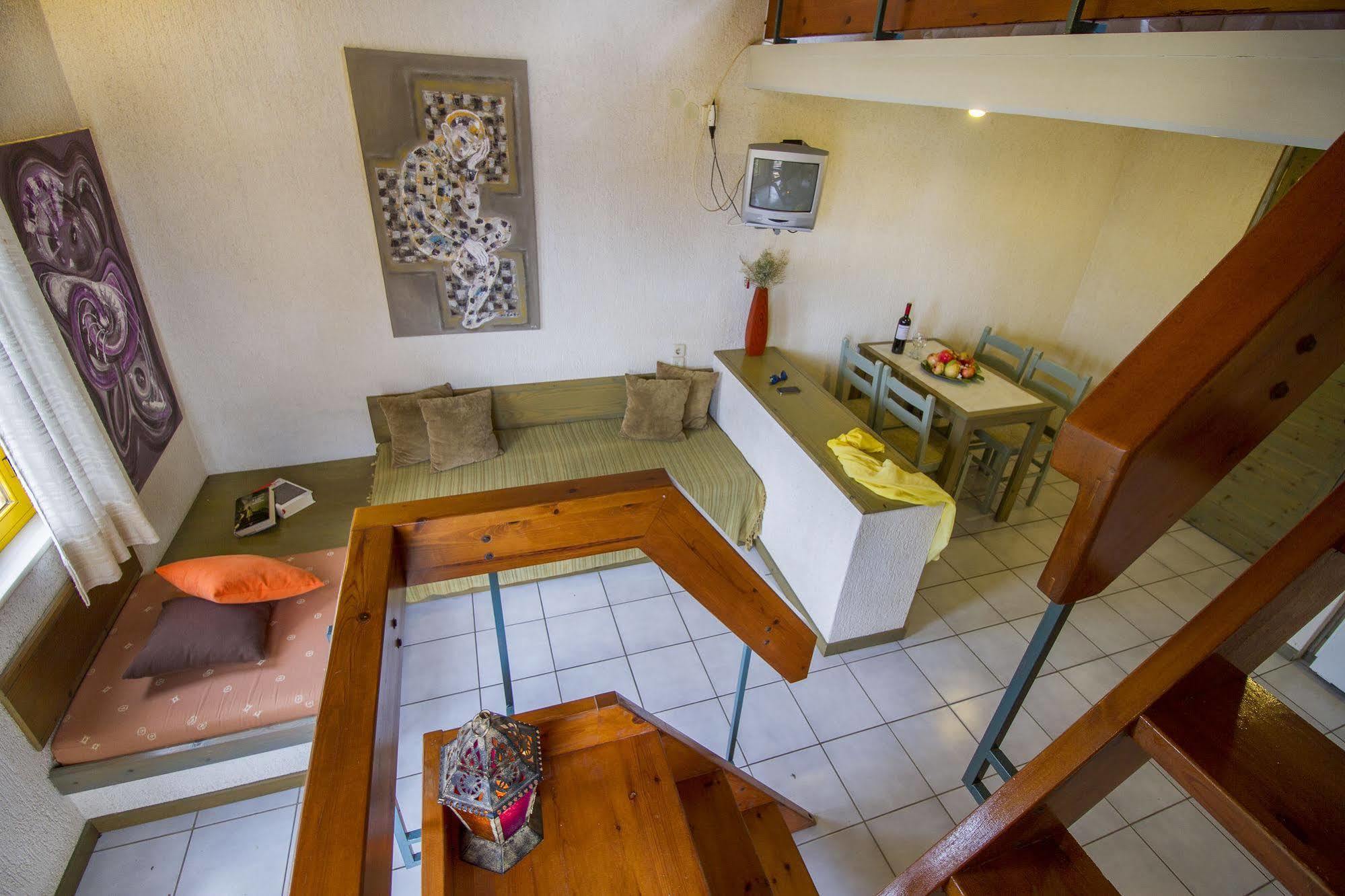 Lycasti Maisonettes Aparthotel