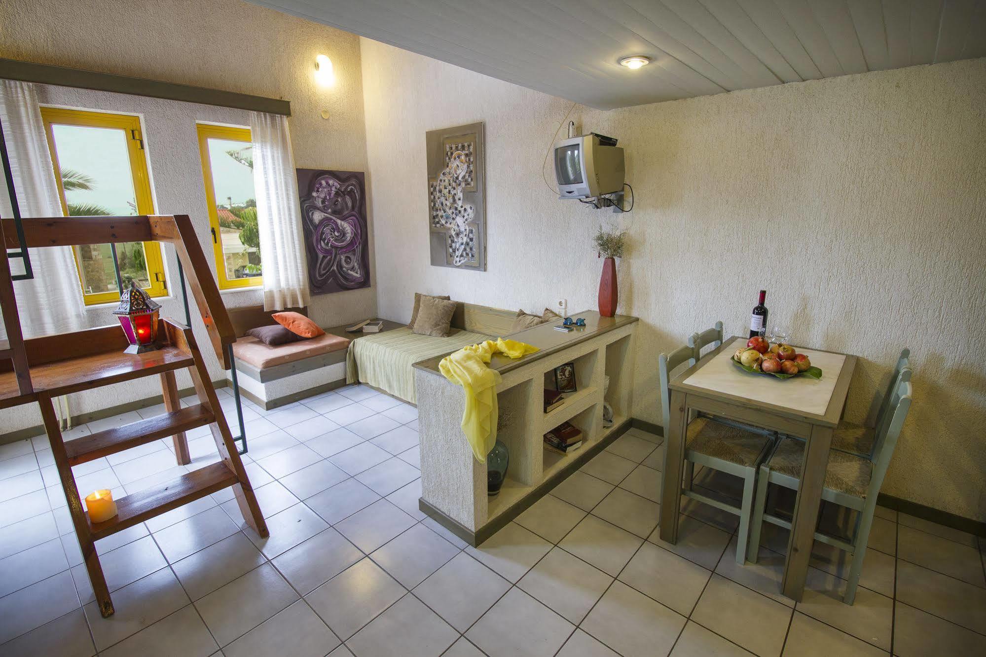 Lycasti Maisonettes Aparthotel