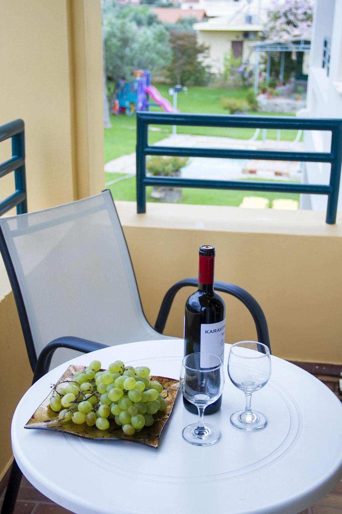 Lycasti Maisonettes Aparthotel Tavronitis (Crete)