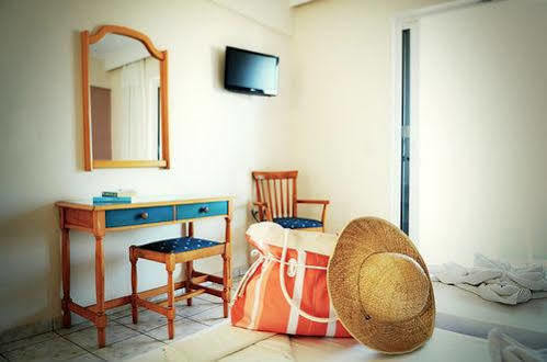 Marianna Aparthotel 2*