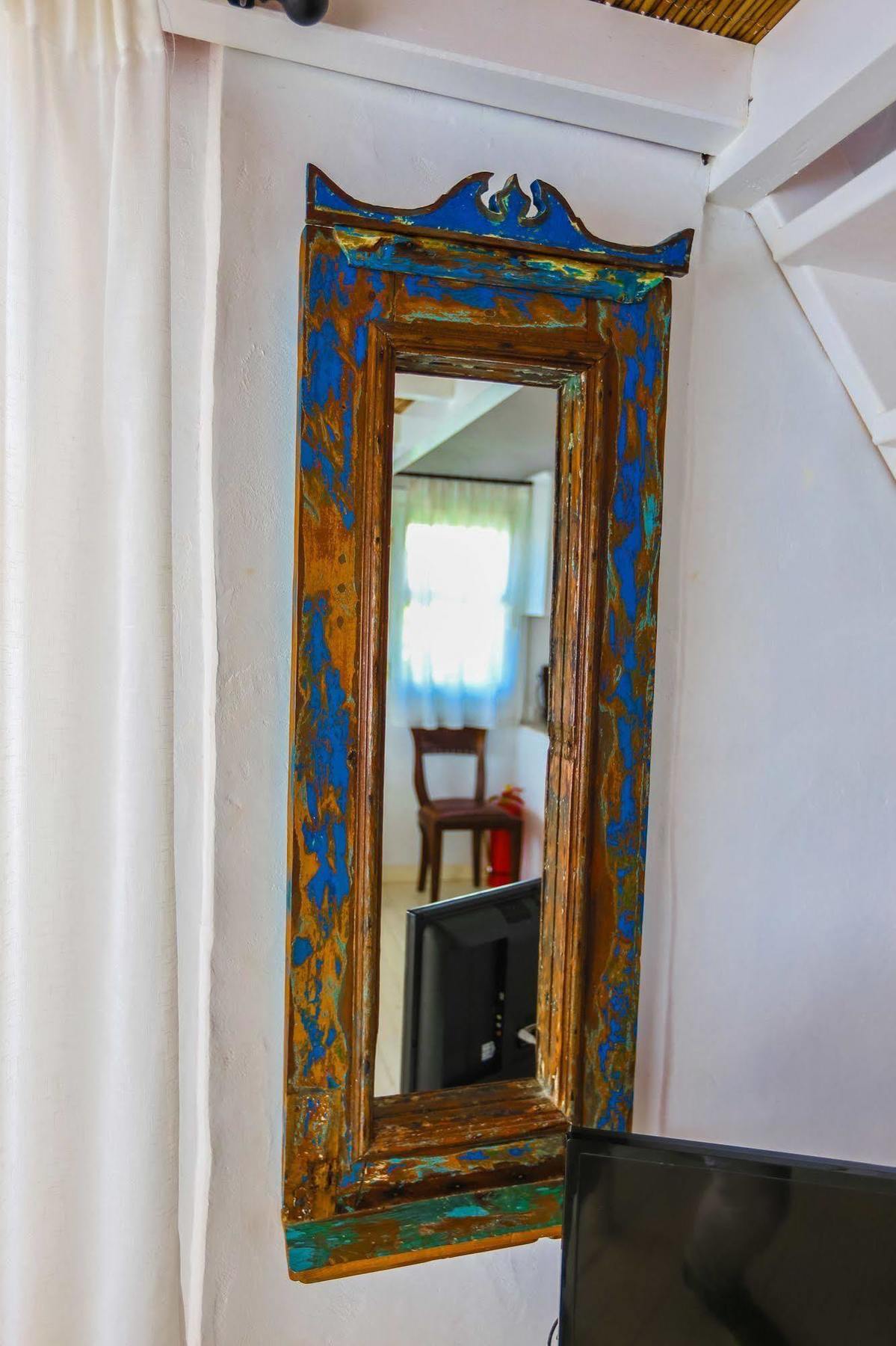 Tholaria Boutique Hotel 4*
