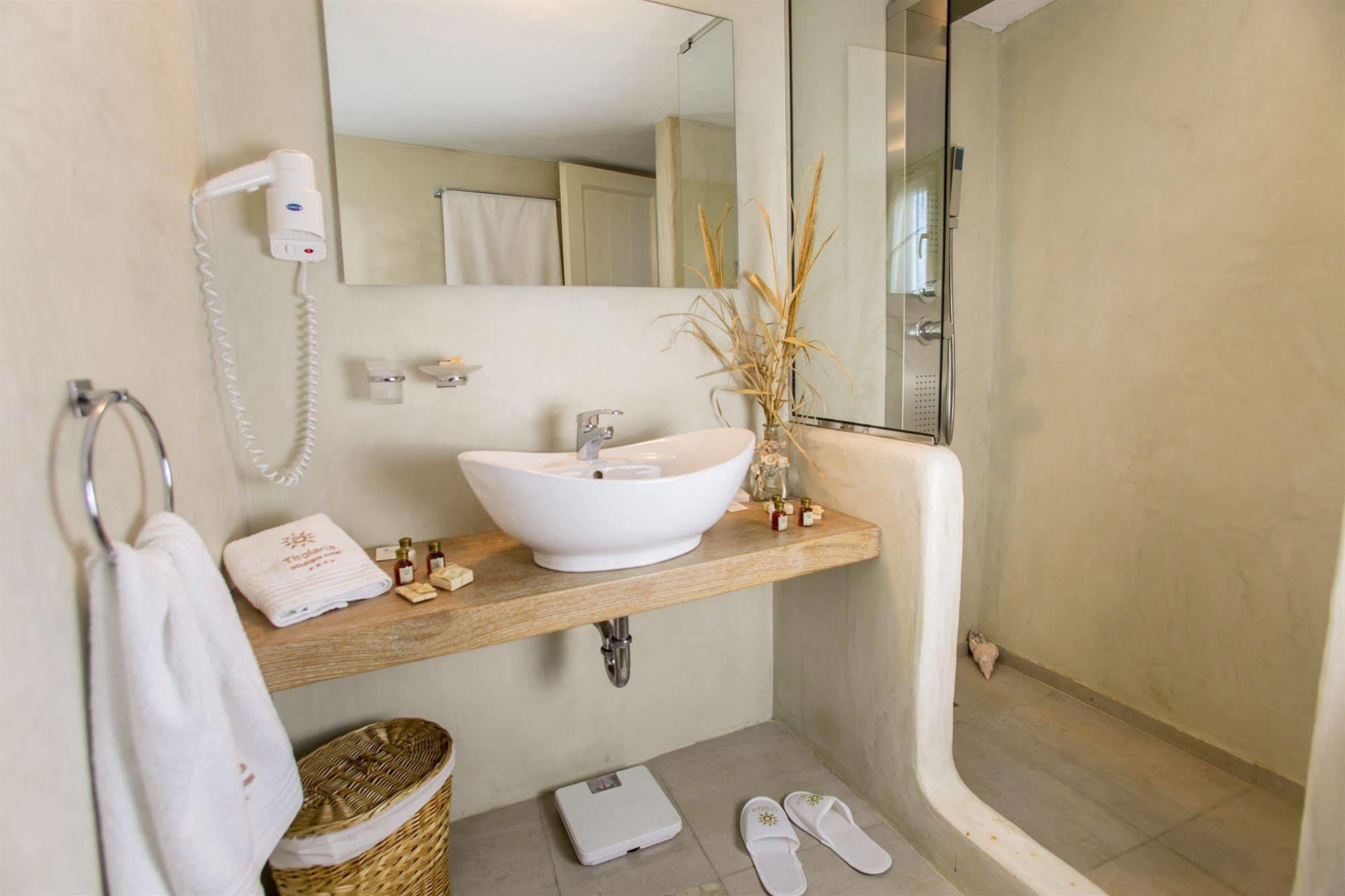 Hotel Tholaria Boutique