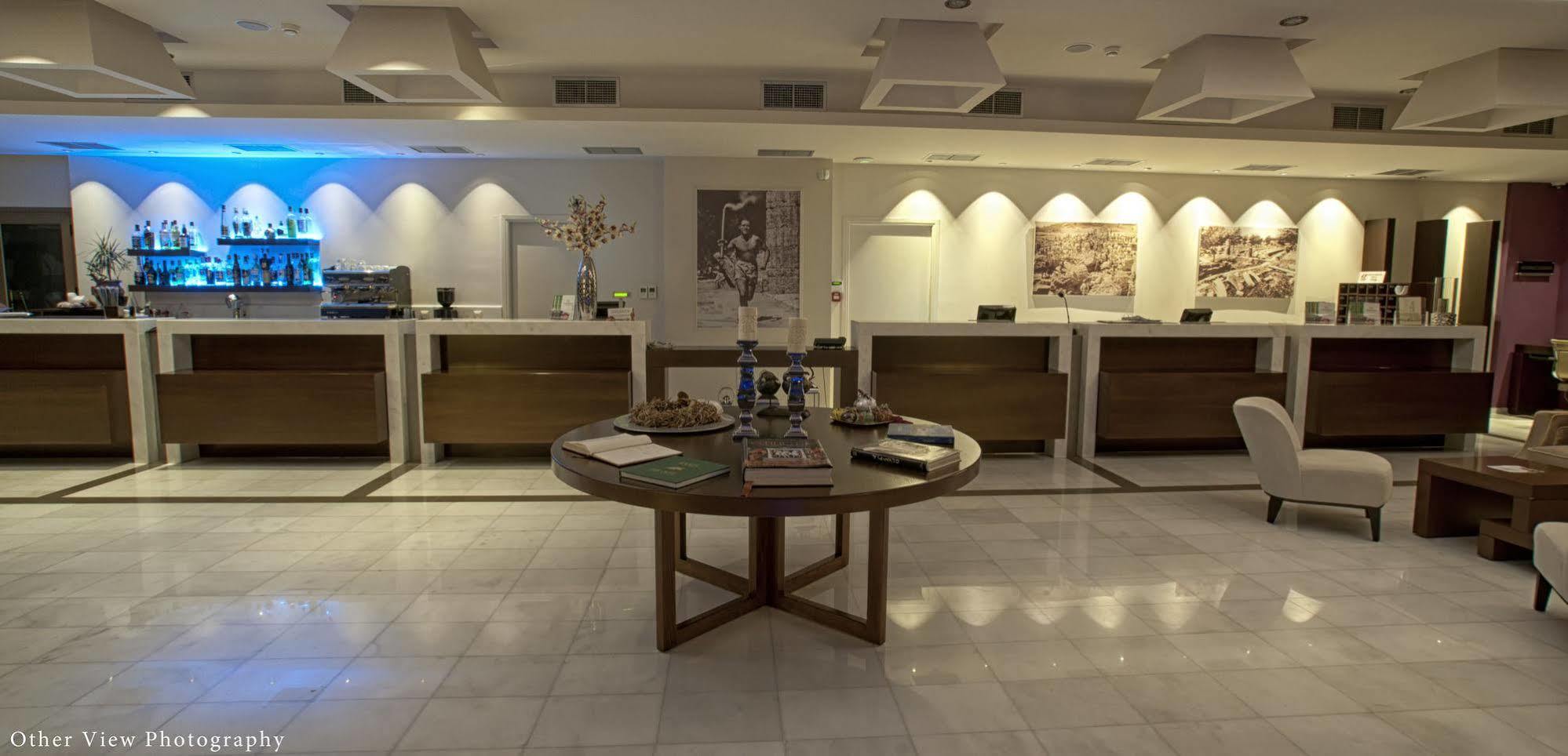 Arty Grand Hotel 5*