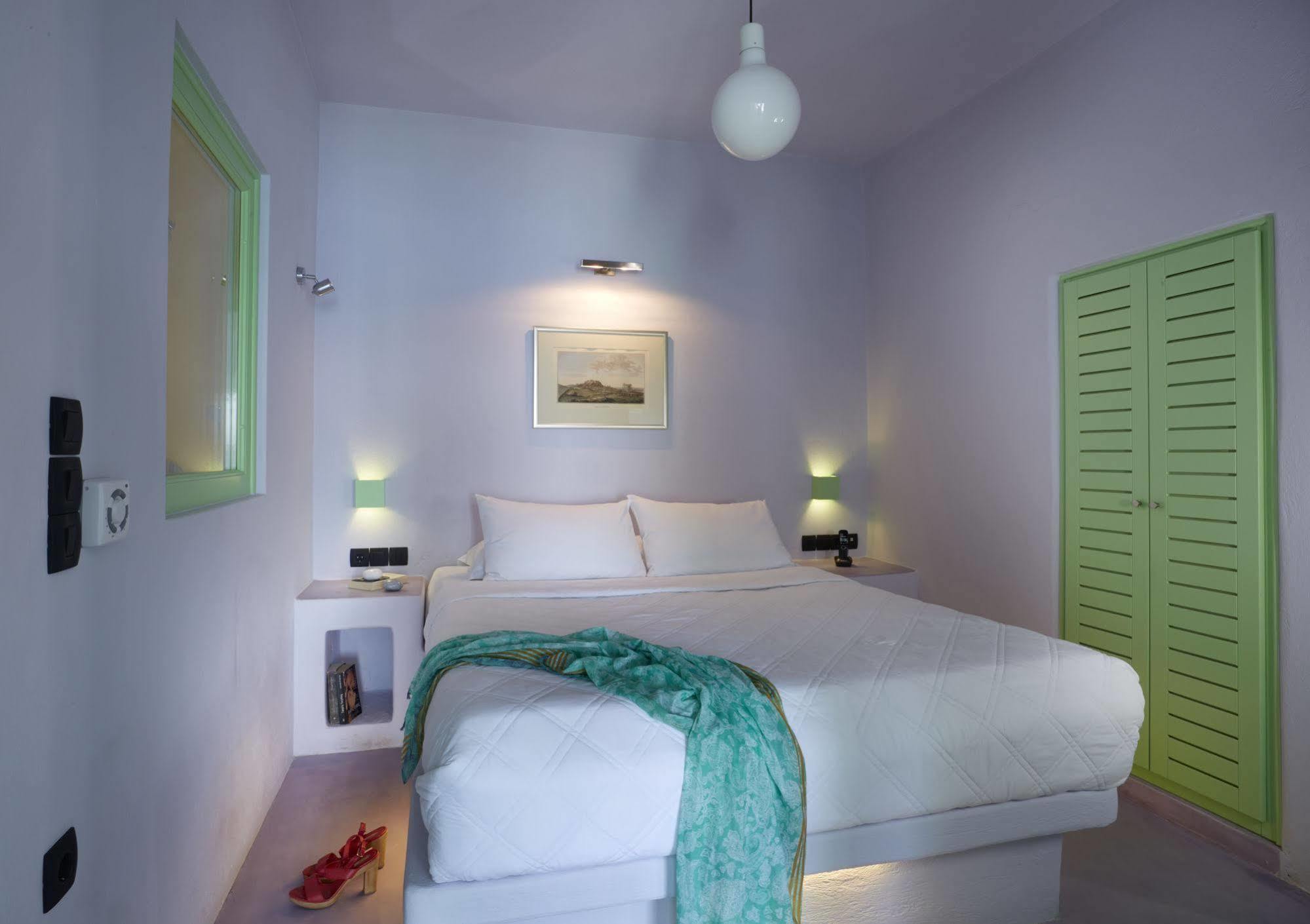 Caldera Cliff 4* Fira (Santorini)