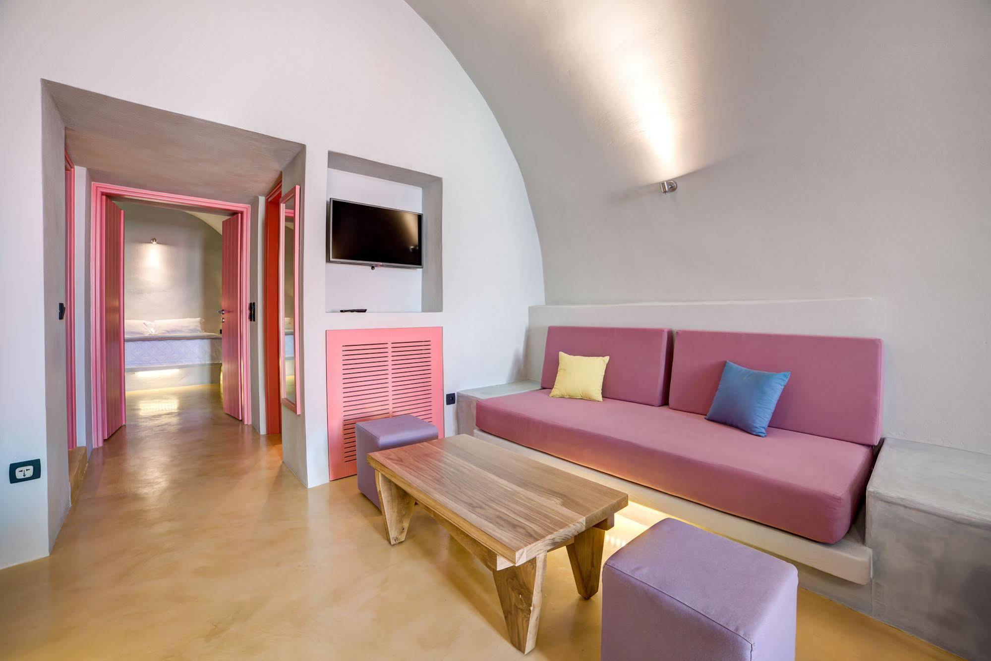 Caldera Cliff 4* Fira (Santorini)