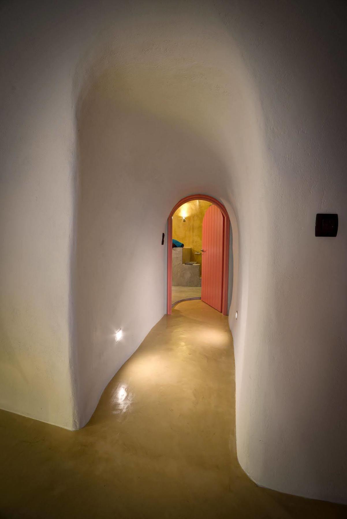 Caldera Cliff 4*