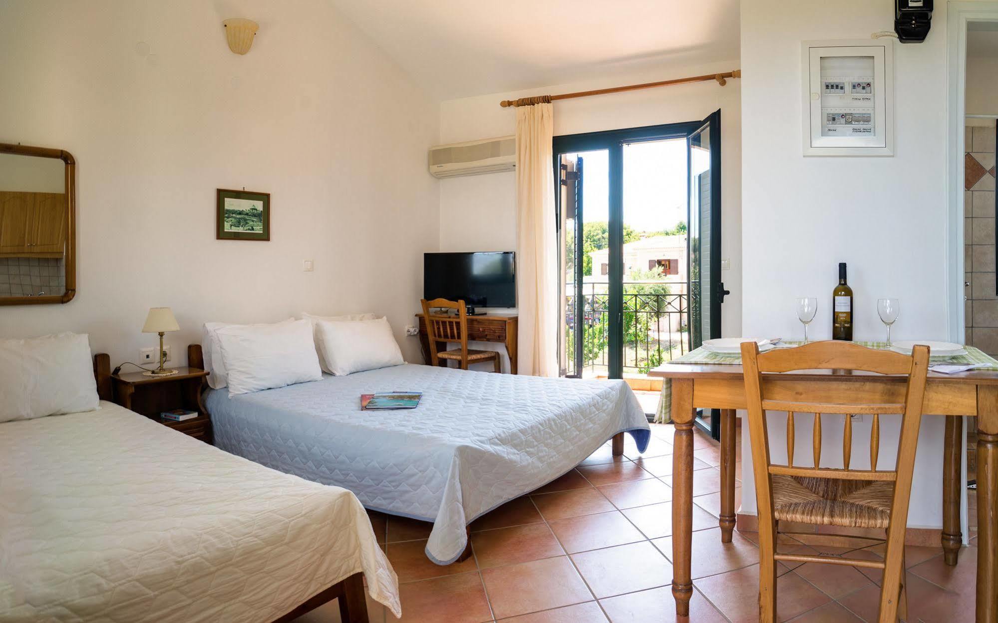 Koxyli Village & * Argostoli (Kefalonia)