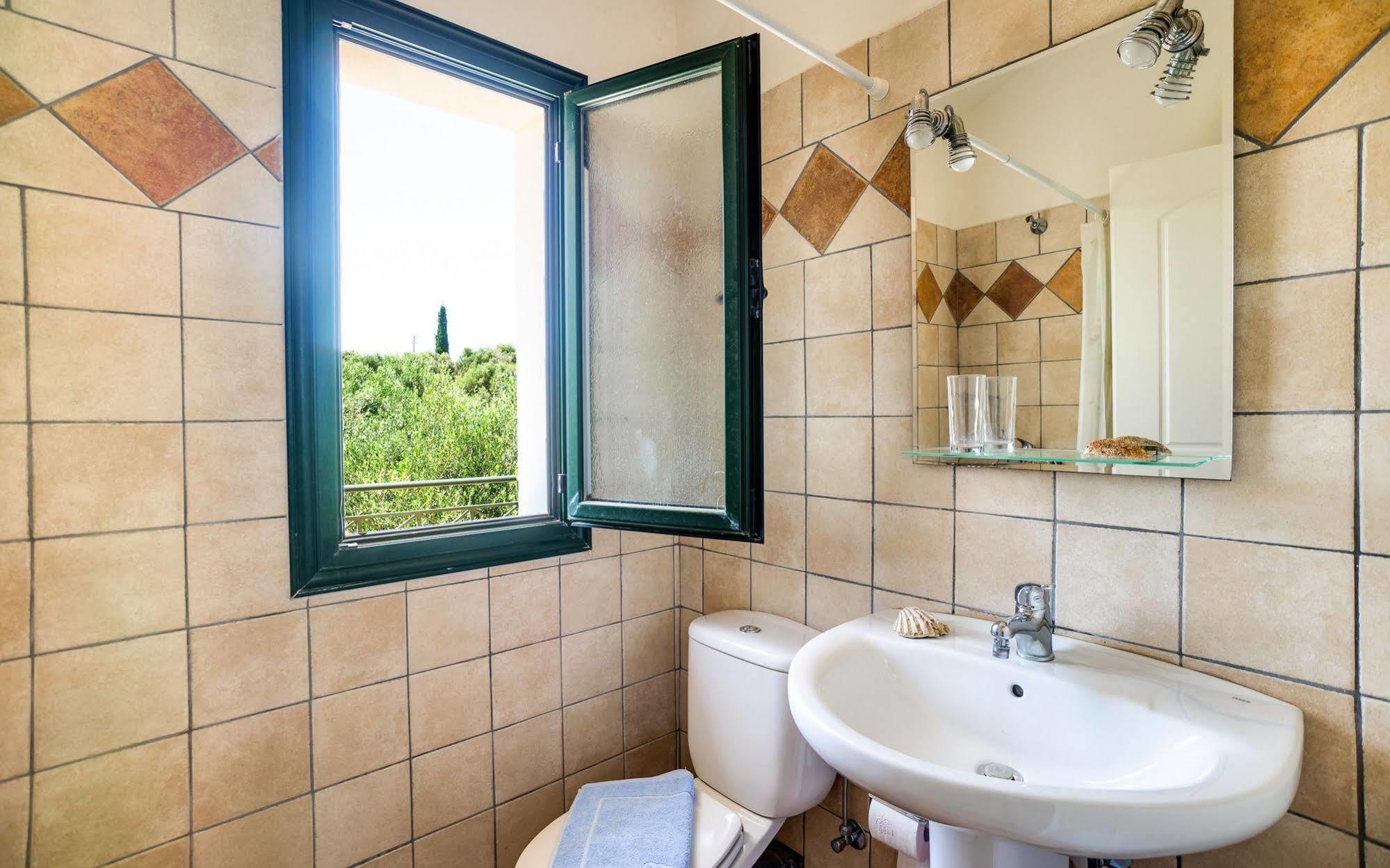 Apartment Koxyli Village & Argostoli (Kefalonia)