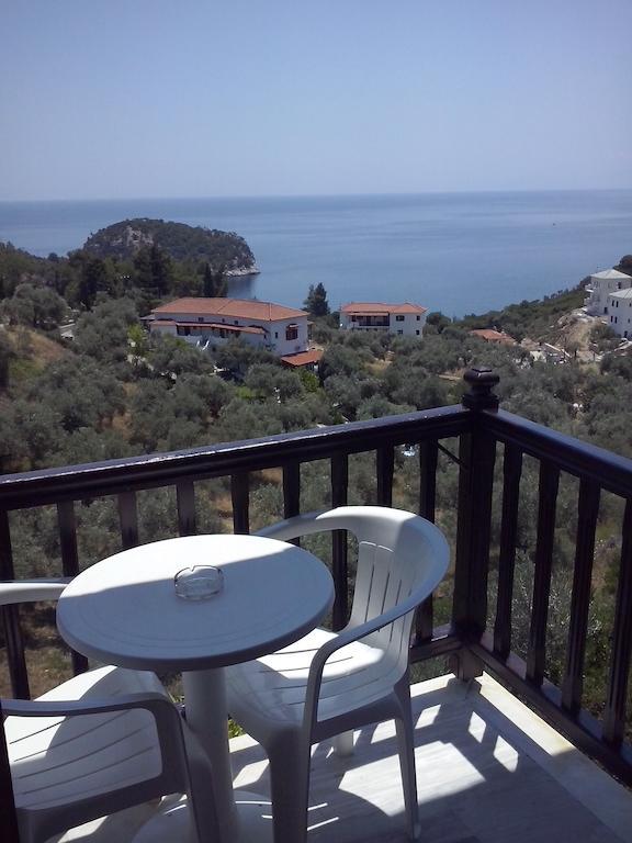 Ariadne Hotel