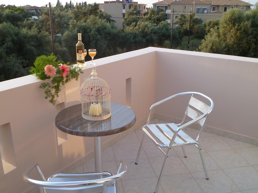 Alexandros Apartment