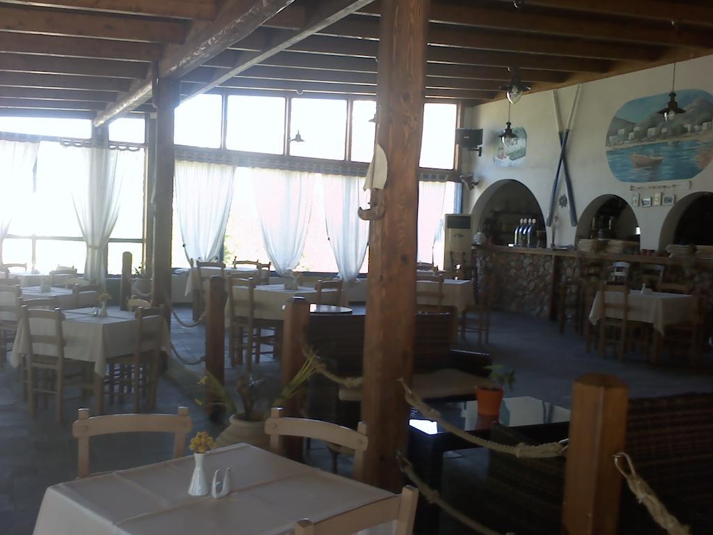 Hotel Isalos 3*