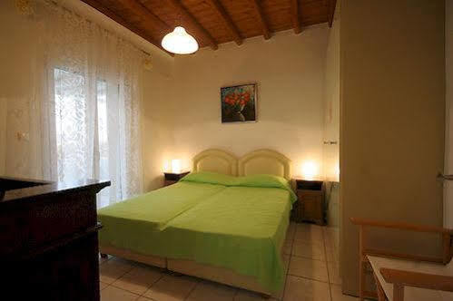 Miglia * Ornos (Mykonos)
