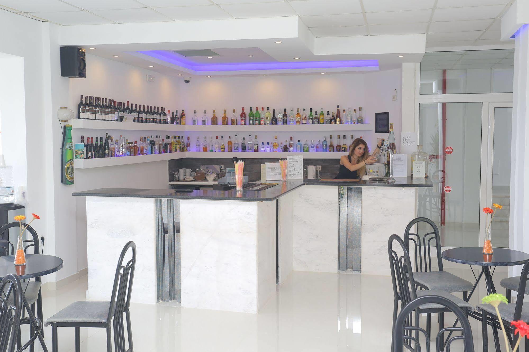 Hilltop 3* Hanioti
