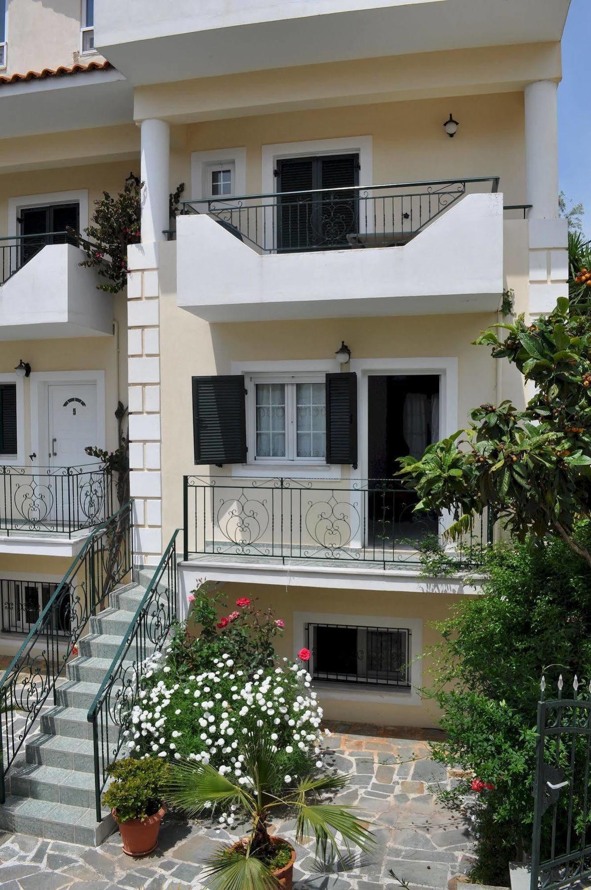 Chrisanthi Apartment Sivota (Epirus)