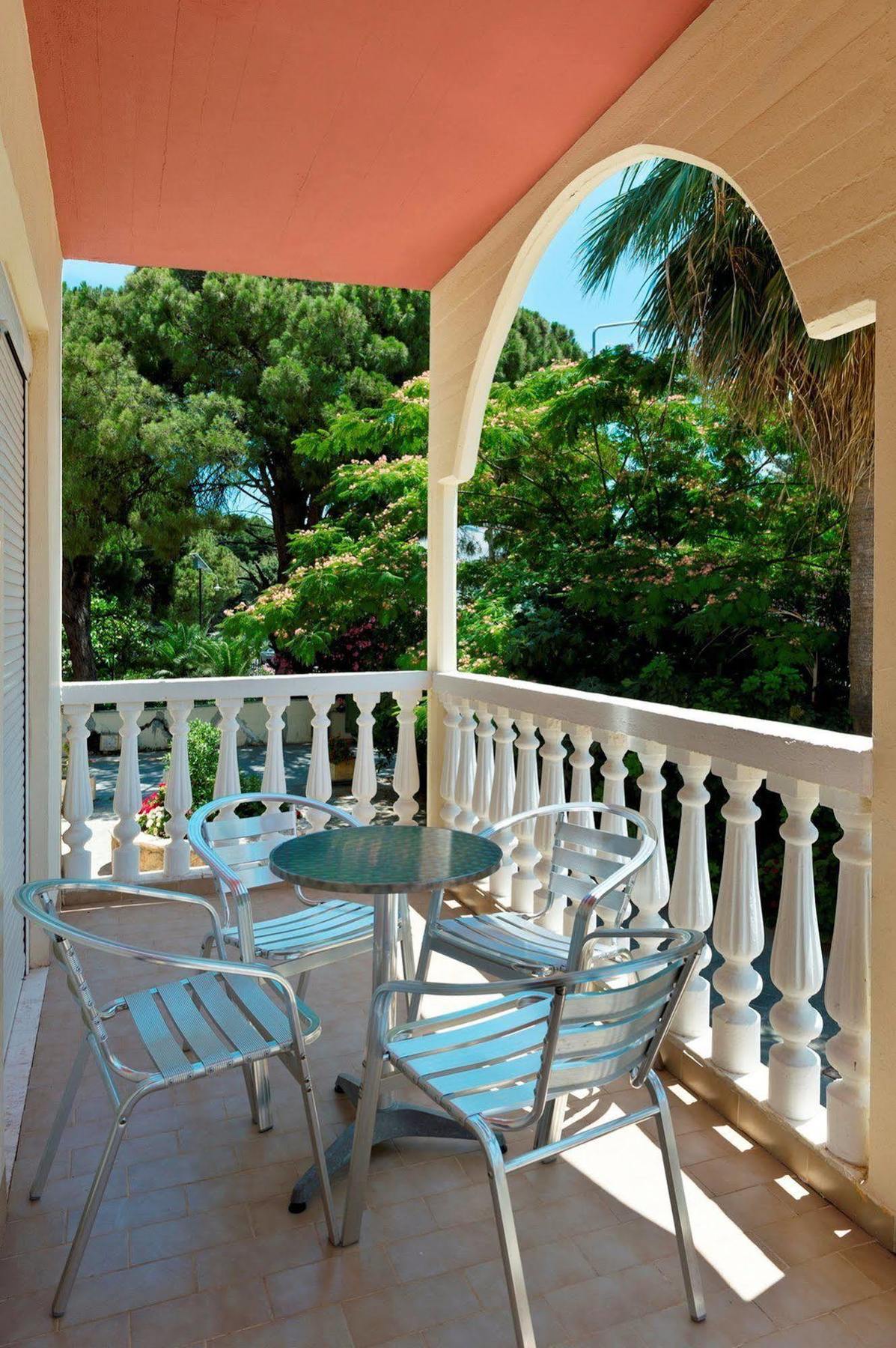Perla Marina Guest house