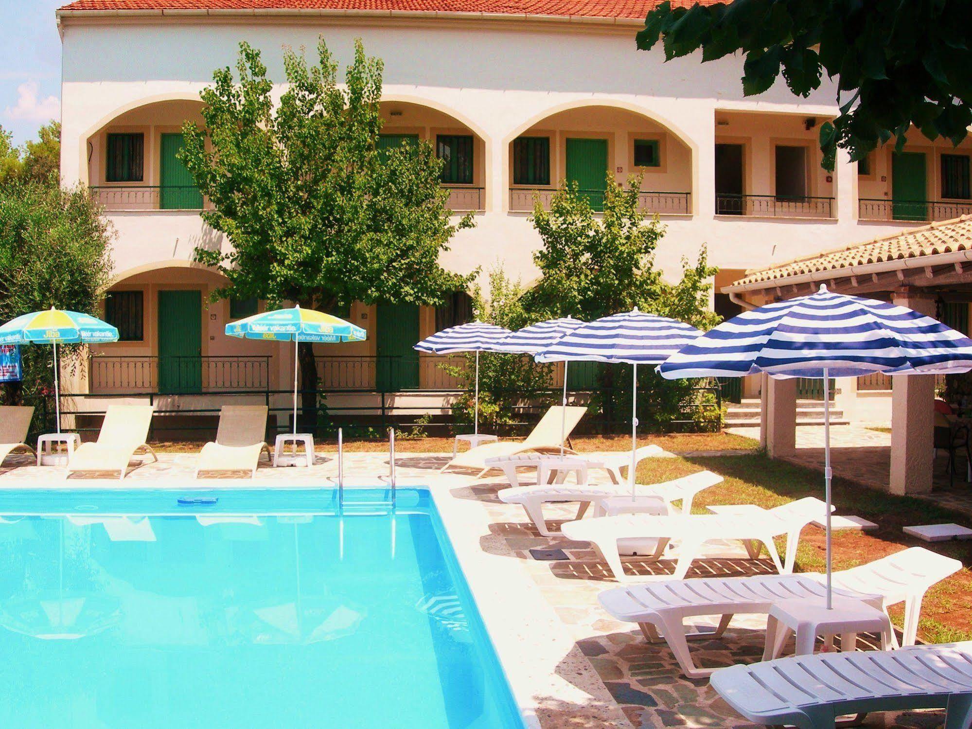 Karmar 2* Dassia (Corfu)