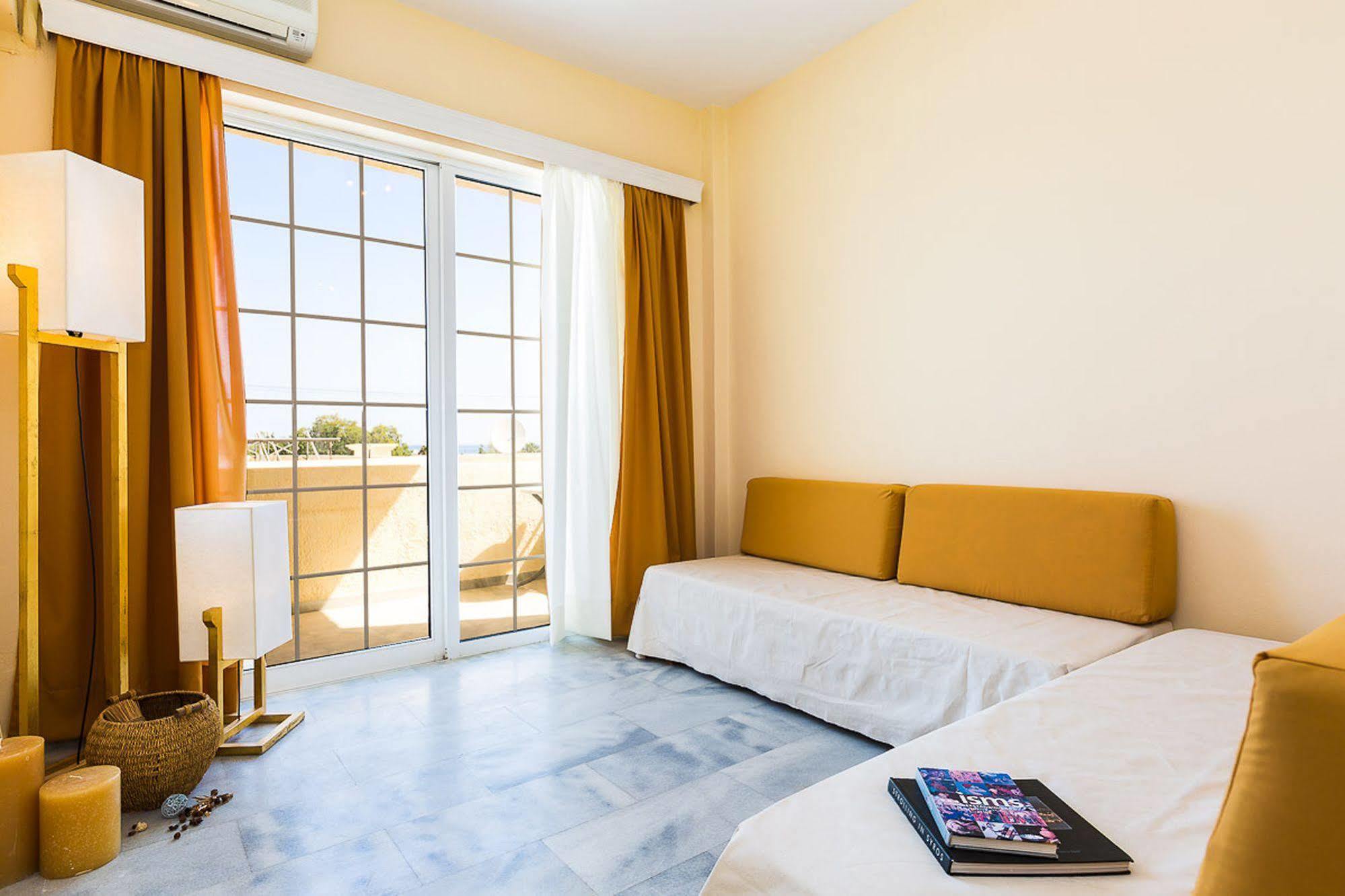 Aparthotel Castello Bianco 3*