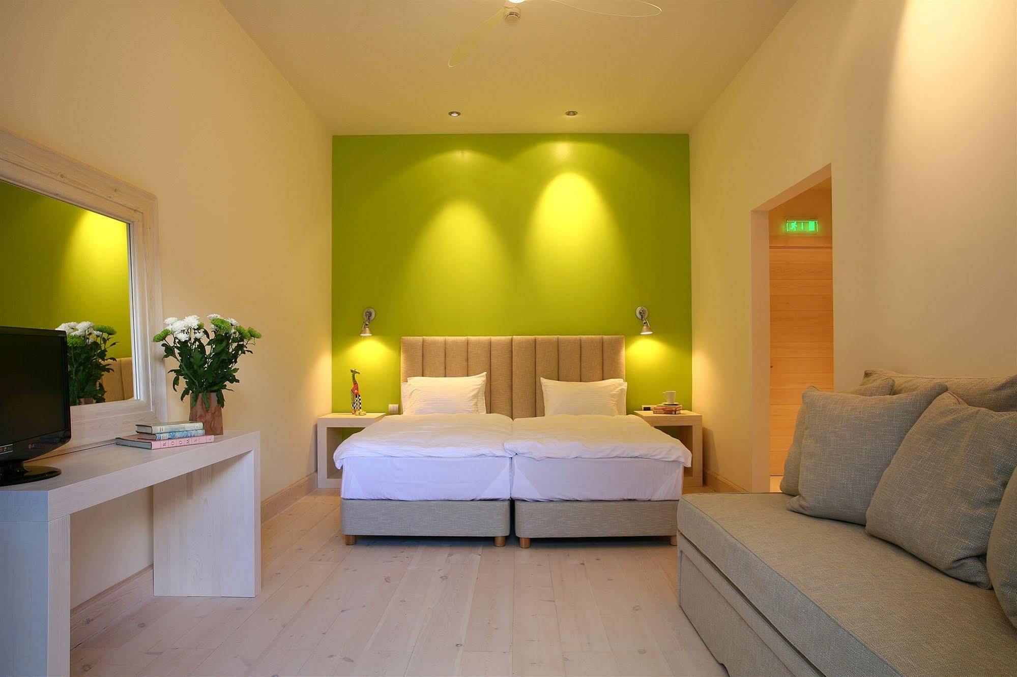 Seleni Suites Boutique Deluxe Hotel