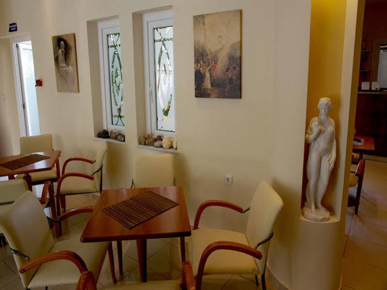 Efstratios Hotel