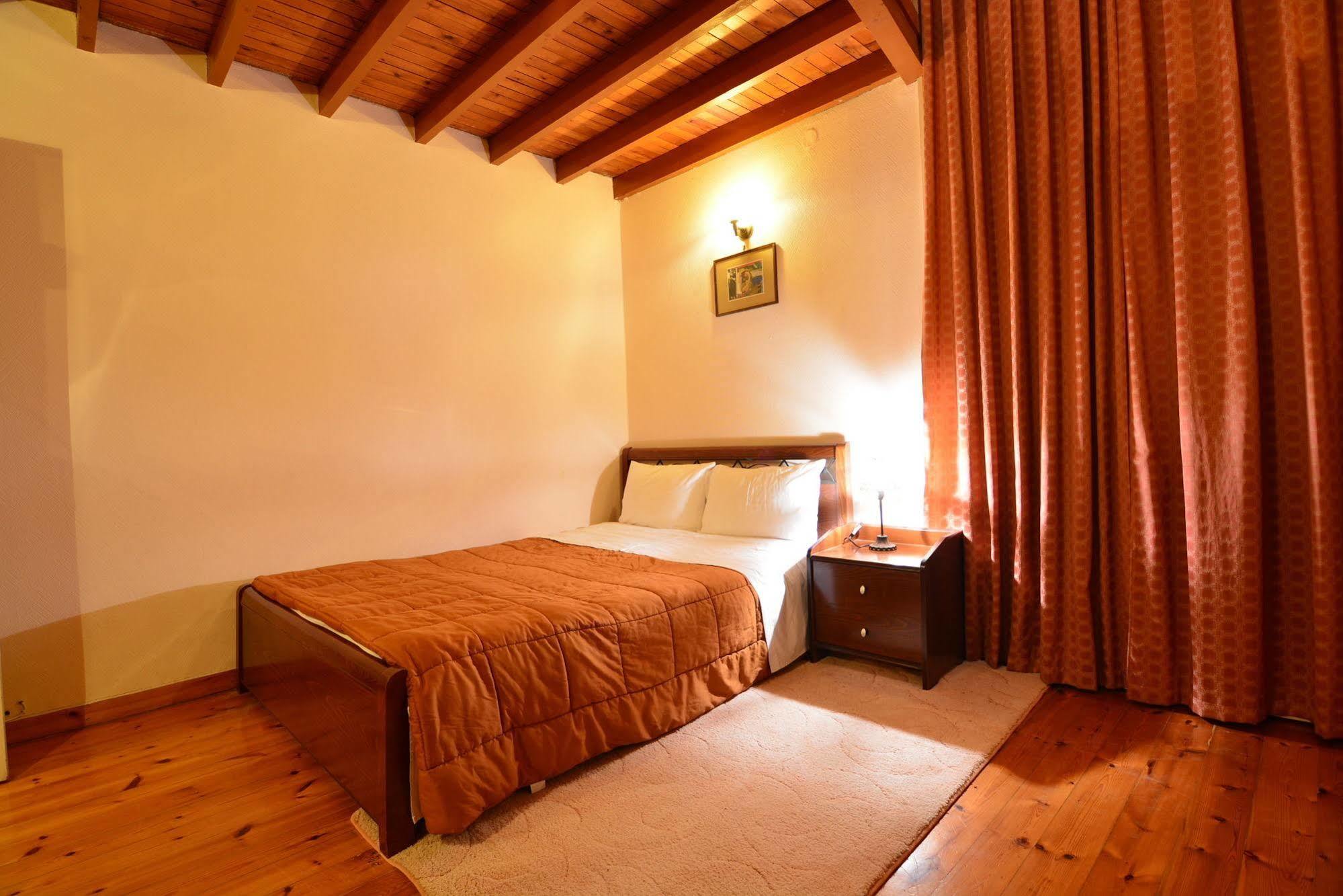 Apollon Hotel