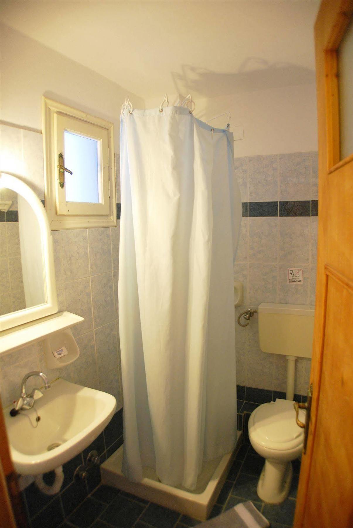 Aretousa Aparthotel