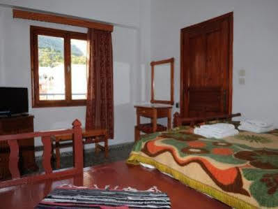 Hotel Chrysa *