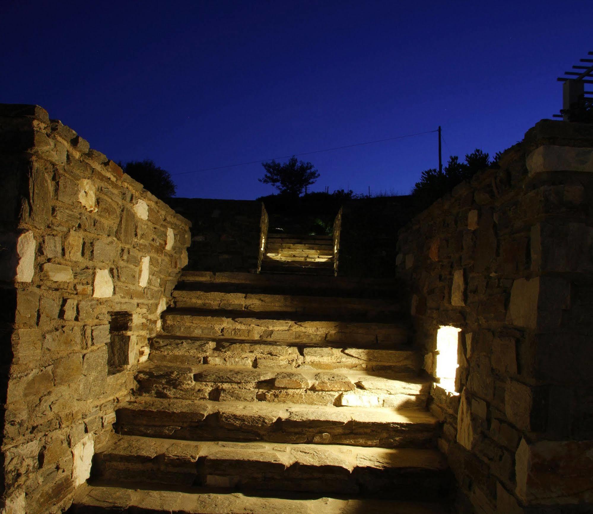Paradise * Parikia (Paros)
