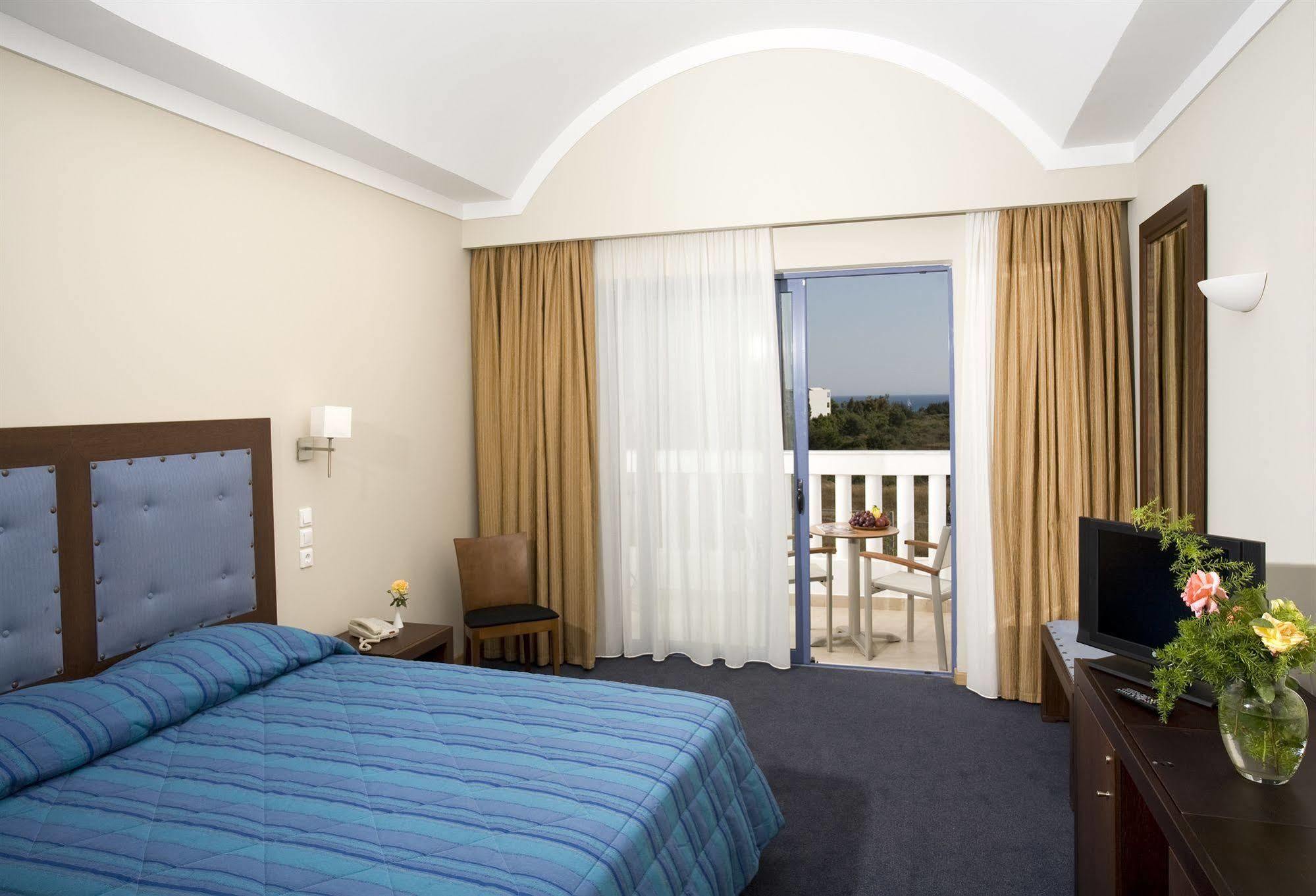 Hotel Lakitira 5*