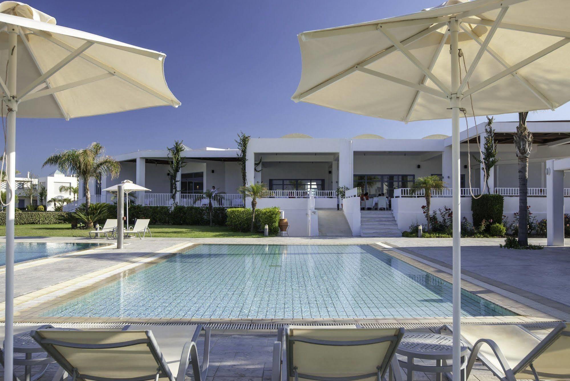 Hotel Lakitira