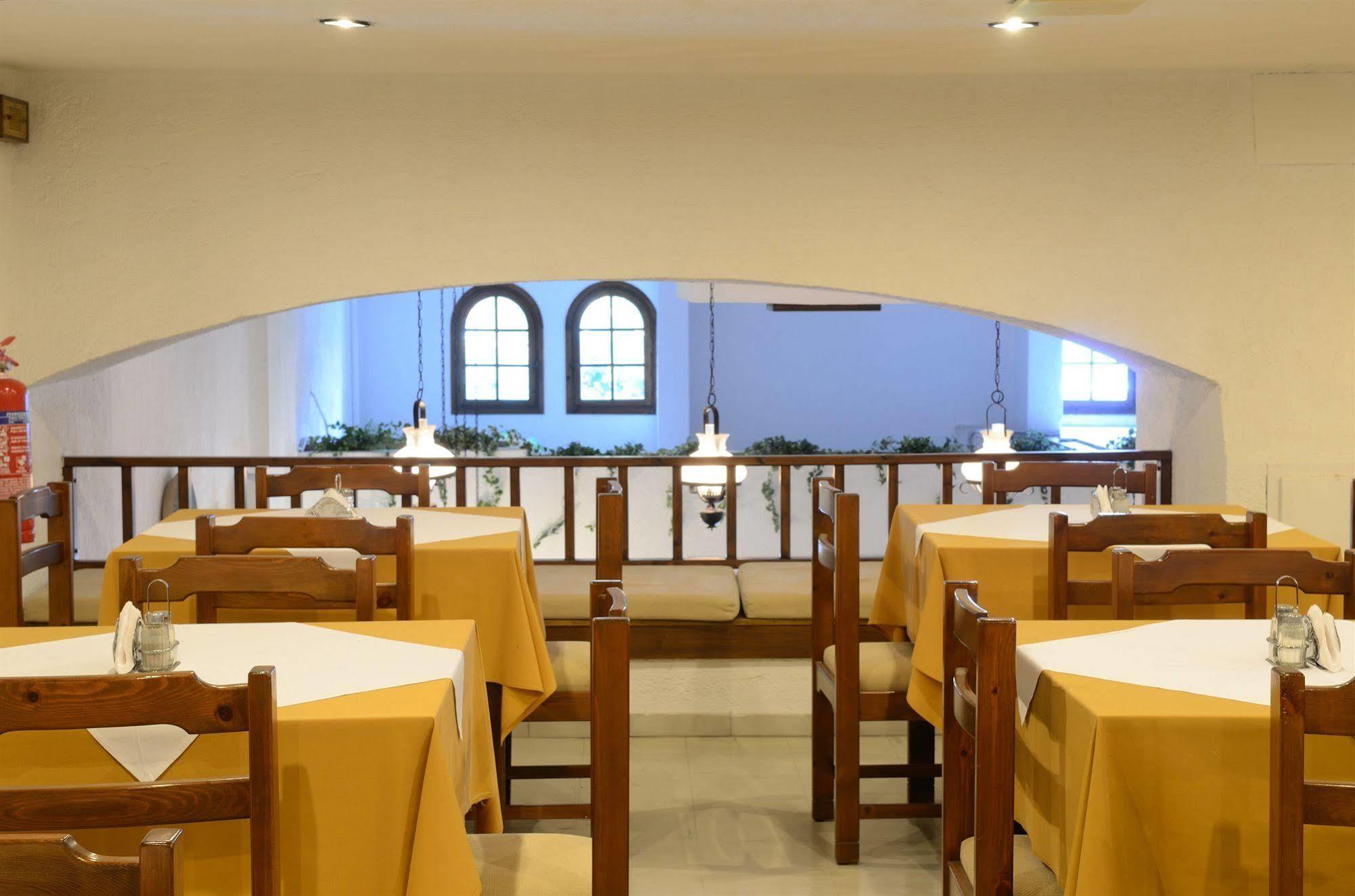 Hotel Melpo 2*