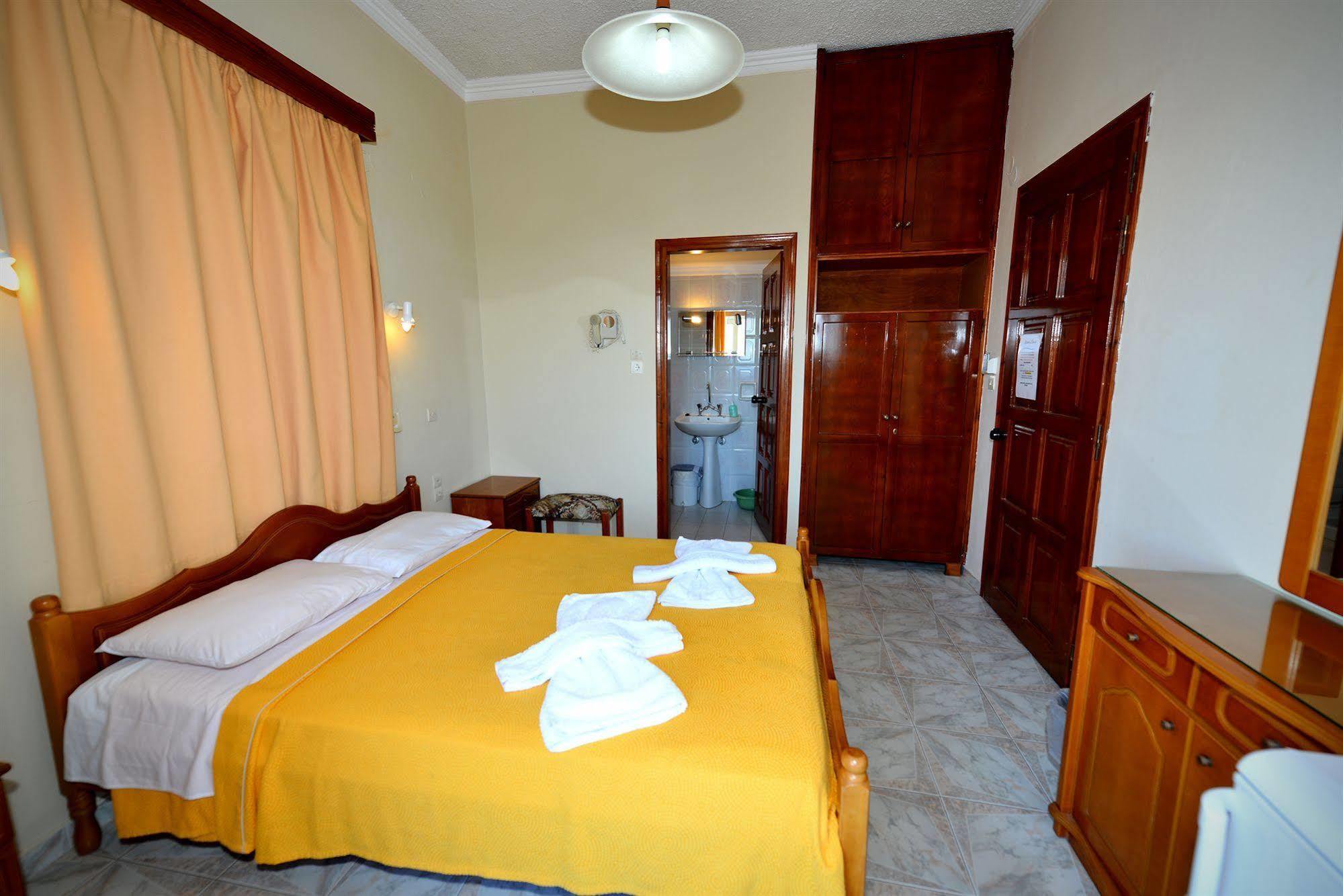 Aparthotel Bikakis Family